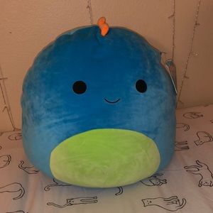 Dare Dino squishmallow
